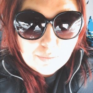 Meet your Posher, Vanessa